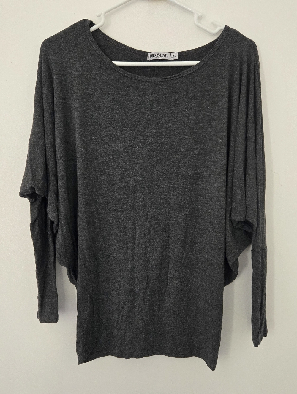 Lock & Love Made In Usa Long Sleeve Bat Wing Top